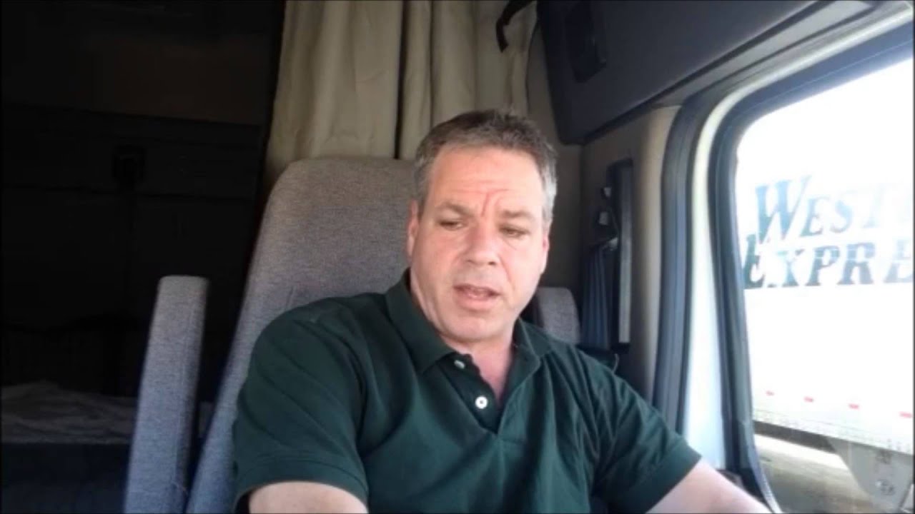 Who is the singing truck driver Brad James? Interview with Livetrucking