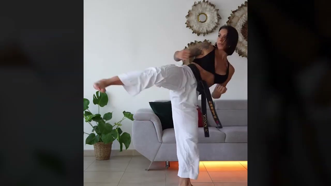 Doing Martial Arts CRAZY Kicks👠She Mastered High Kicks🤯Kung Fu Meets Extreme🔥Ultimate High Kick