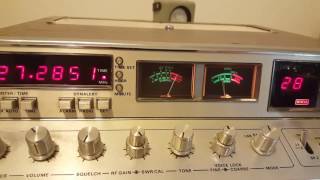 Cobra 2000gtl Base CB Radio, quick test.