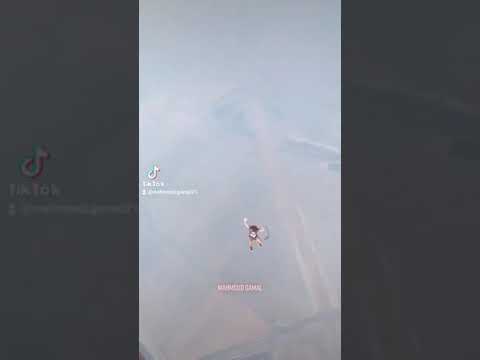 تيك توك وقع من السما وهو بيلعب لعبة عارف انت الحظ بعينه عارفوا دا انا حافظوا صم