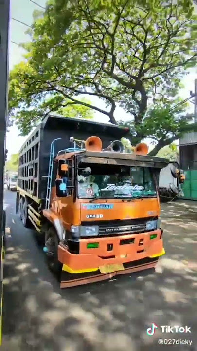 tes klakson kapal darat , suaranya mantep banget #viralshorts #truk #shortvideo