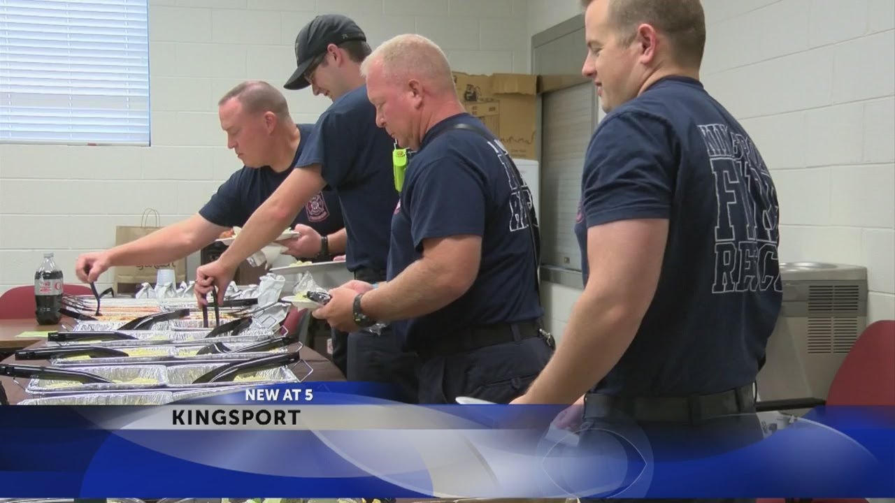 Kingsport Olive Garden Feeds First Responders On Labor Day Youtube