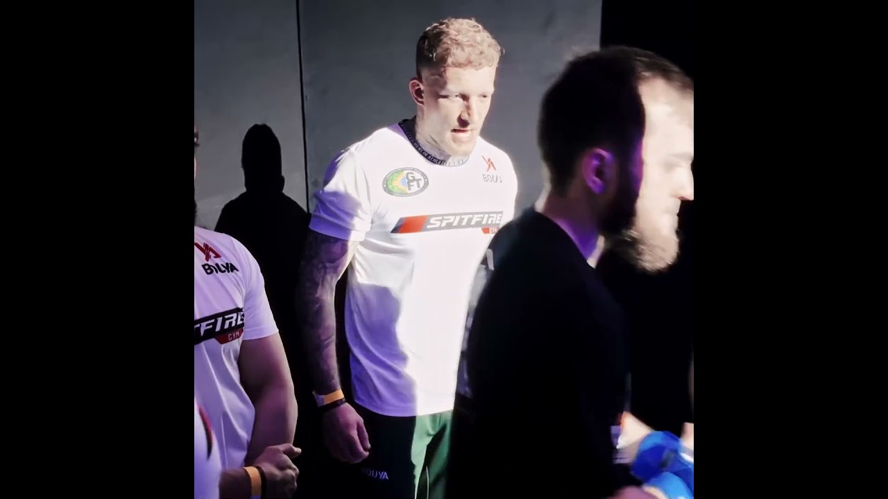 Heute neues Video 18 Uhr #mma #team #fighter #sports #kickboxing #boxing #fight