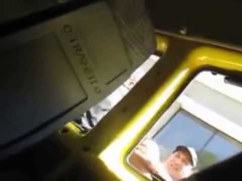 17 მაისი, ყვითელი მიკროავტობუსი შიგნიდან