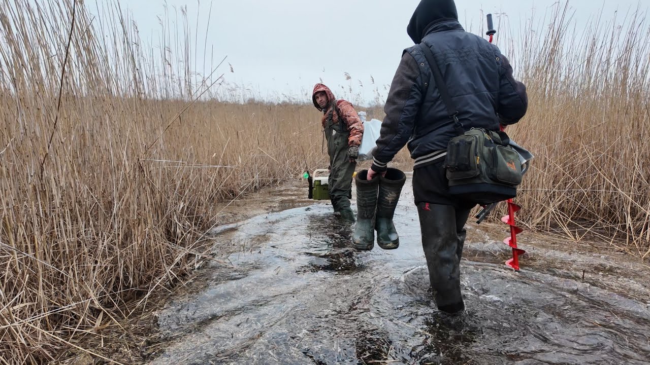 Рибалка у ПОТОП. Зайшли на небезпечну кригу та наловили риби. Трудова риболовля на лимані