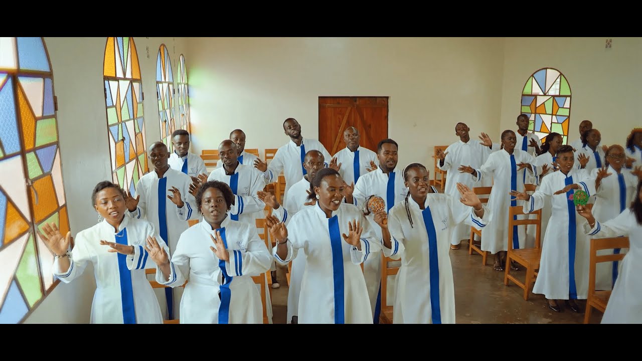 Rendons Gloire à notre Dieu/Que vive mon âme à te louer -Chorale Echo du Ciel -St Nicolas