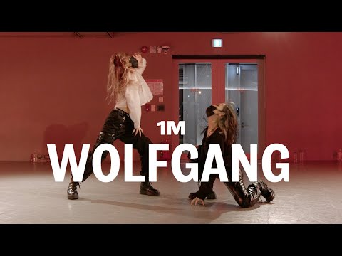 Stray Kids - WOLFGANG / Yeji Kim X Woonha Choreography