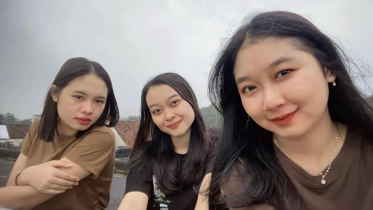SING NGGOLEK I SINDY + DINDA NIH ORANGNYA BOSSS😍