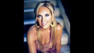 Video thumbnail of "Lee Ann Womack ~ Mama's on a Roll"