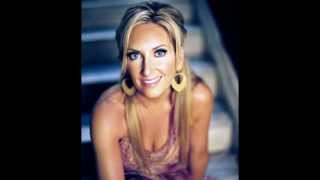 Miniatura del video "Lee Ann Womack ~ Mama's on a Roll"