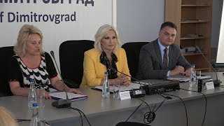 Mihajlovićeva U Dimitrovgradu Zajedno Sa Načelnicima Okruga Uradili Smo Puno U Prethodnom Periodu