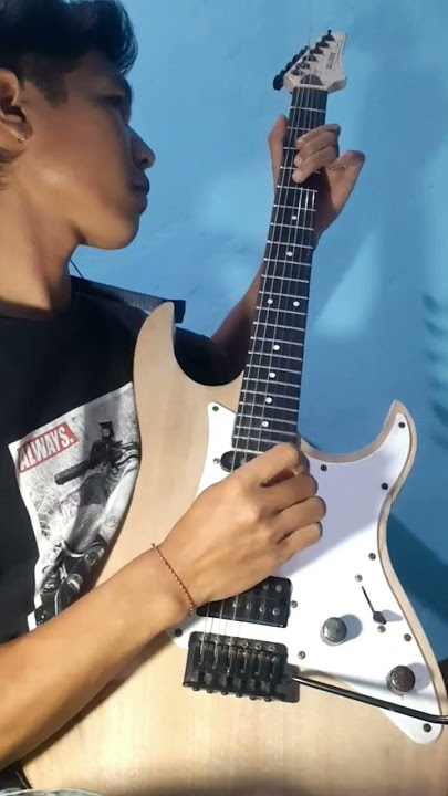 THE LONER • GARY MOORE GUITAR SOLO #shorts