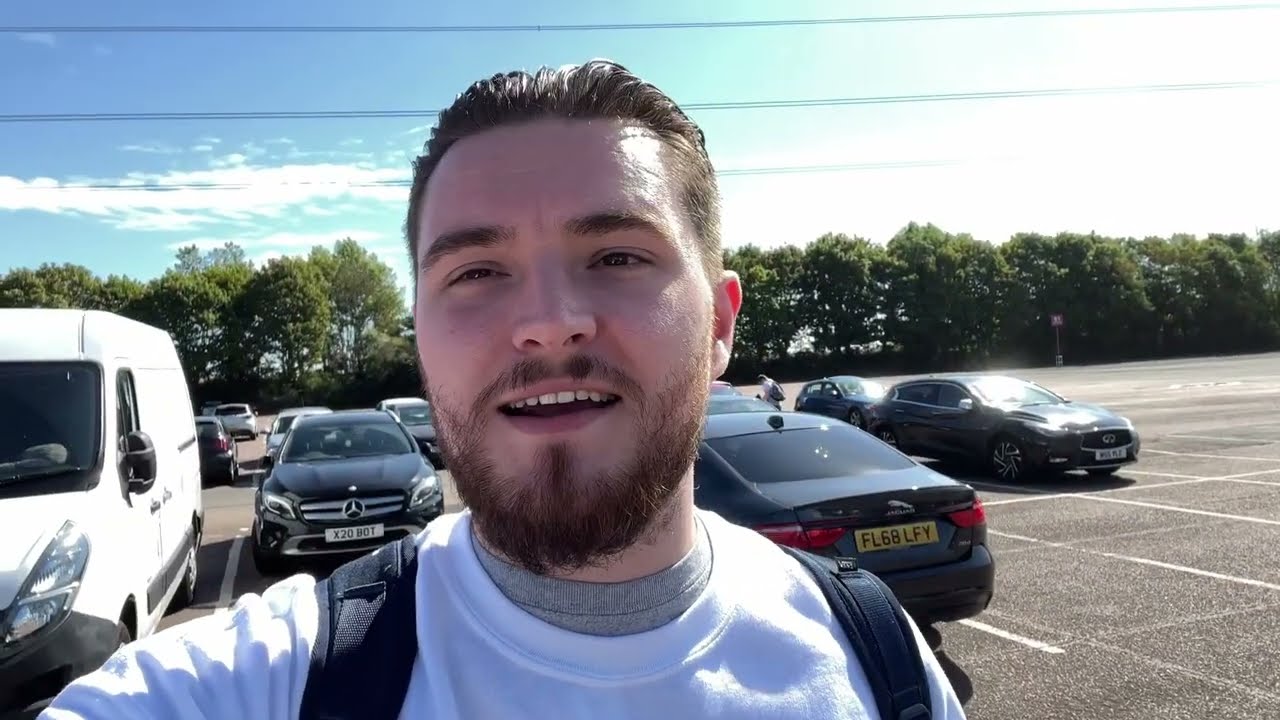 Insomnia Gaming Festival i69 2022 - Day 1 Vlog 🎮