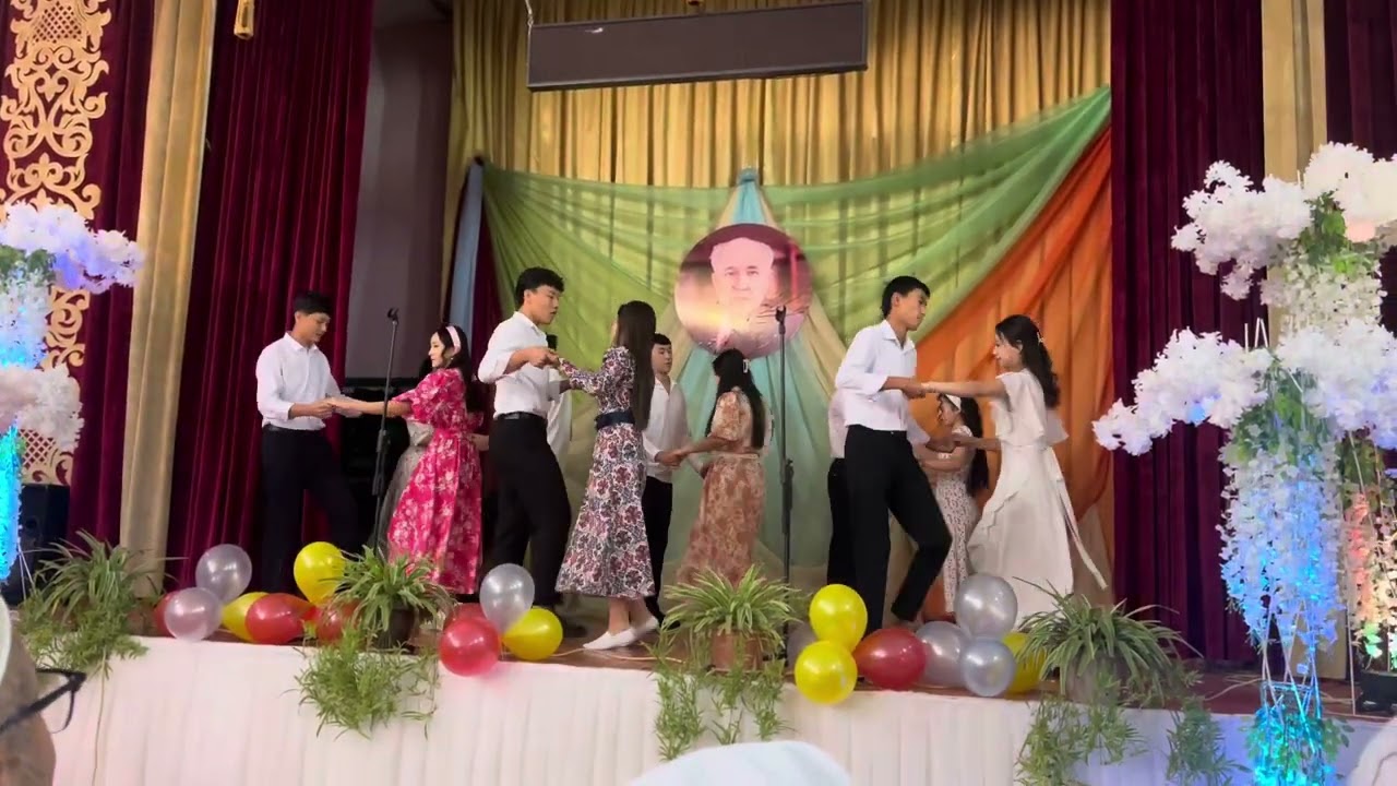 Құдаша қыз. Би