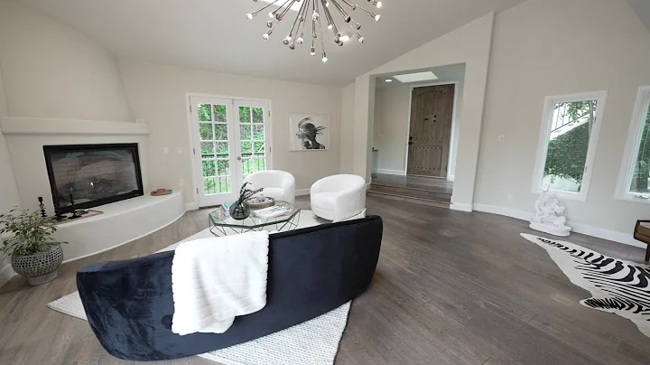 Jeremy Kaiser & Alyse Livingston Present 2216 E Li...