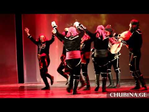 ✔ ასეთ ხორუმს მარტო ამ კუთხის წარმომადგენელი თუ იცეკვებს