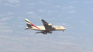 Airplane Landing to Dubai International Airport - Airbus a380 - Boeing 787 - Airbus 320 - Boeing 737