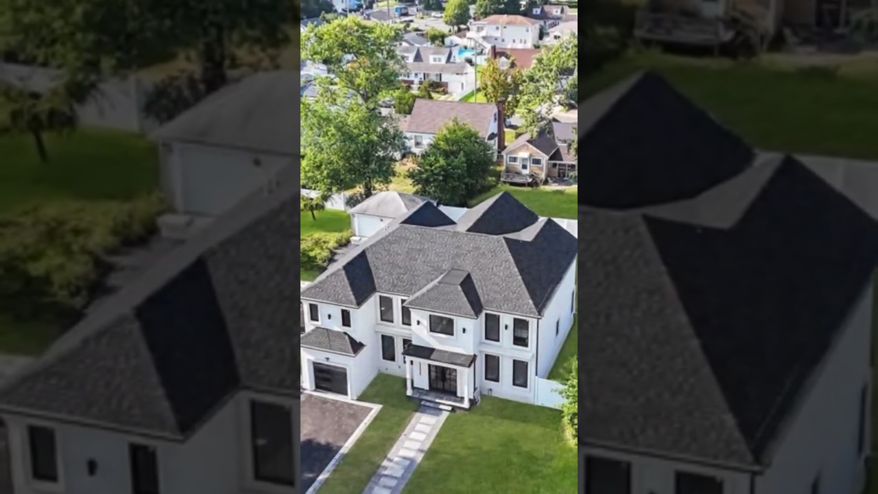 Step Inside This Breathtaking New Colonial in East Meadow, NY 🤩