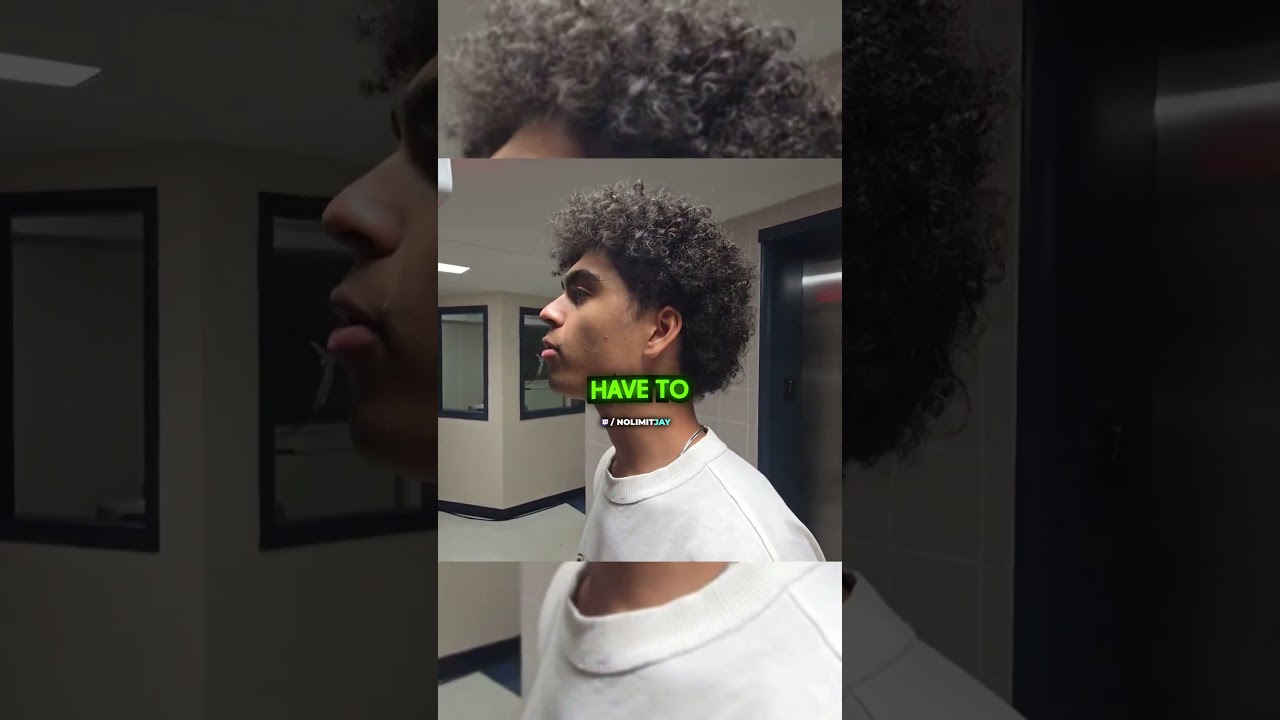Chat Who Is More Chopped?
