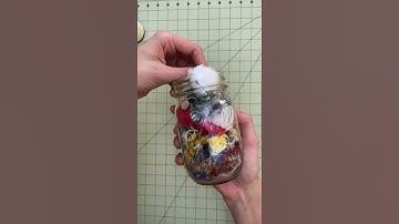 Trapunto, with pill bottle fluff. Making a block for my #vignettesquilt. #zerowaste #quilting