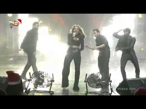 Hadise - Survivor (TV8 Yılbaşı Konseri 2013)