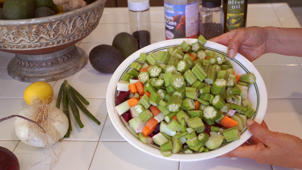 COMO PREPARAR OKRA. ENSALADA PARA CONTROL DE PESO. YouTube