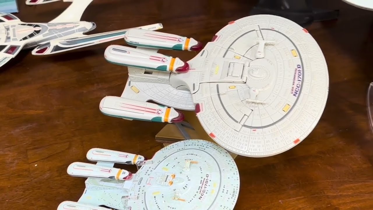 Eaglemoss USS Enterprise NCC 1701 D all good things TNG Future Enterprise master replicas model