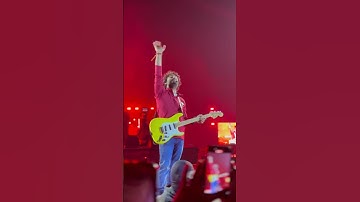 Thumbnail of Tujhe Kitna Chahne Lage Hum... 🔥❤ Arijit Singh live in Concert at Guhawati Assam