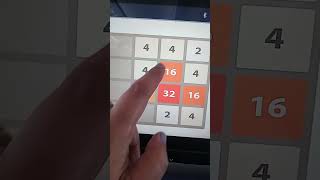 Playing 2048 in flight ✈️ #gameaddicts #flying #inflightvideo