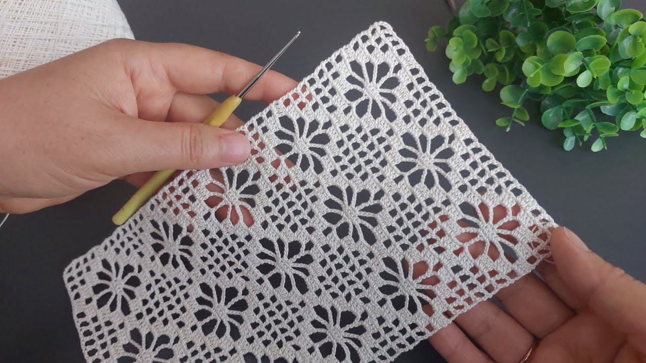 Learn to Crochet This Easy Floral Lace Pattern | Create Stunning Tablecloths, Shawls & Home Decor