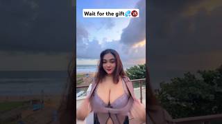 Wait for the gift🔞😹/#viral/#shorts/#trending/#onlyfans