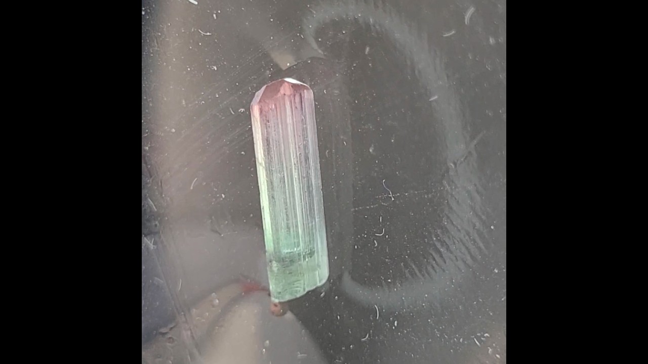 Bi-color tourmaline specimen from Afghanistan - TR48
