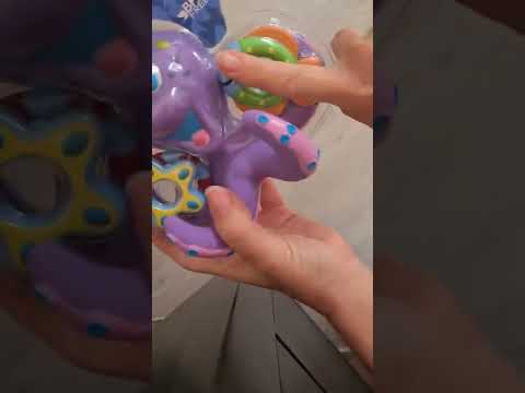 Видео: Nuby октопод плаващ баня играчка преглед