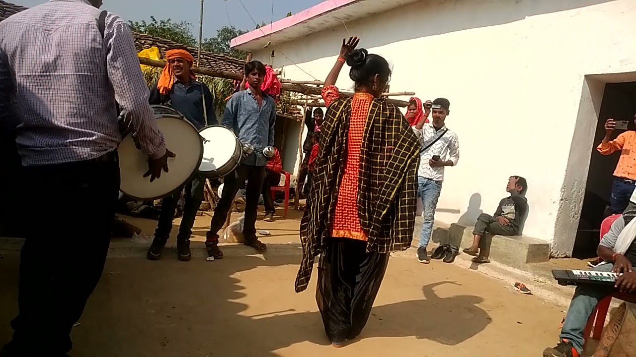 Sidhi jile ka ladkiyon ka khubsurat kamar Tod dance
