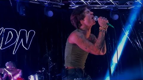 JXDN • it must suck to know you