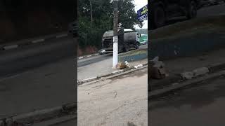 Caminhão De Lixo De Cotia Da Ambiental