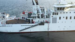 RV Belgica on sea trials- Piston corer
