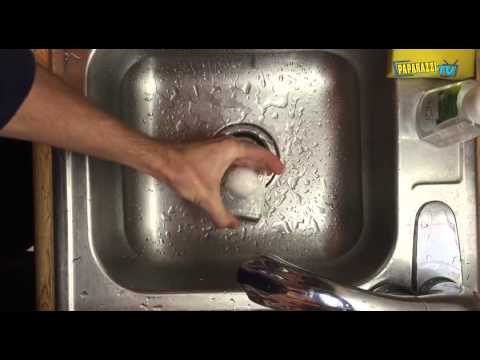 როგორ გავფრცქვნათ მოხარშული კვერცხი სწაფად და მარტივად?