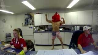 UIC Swim and Dive Harlem Shake