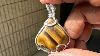 DIY Jewelry Idea: Simple Beginner Wire Wrap Gemstone Pendant
