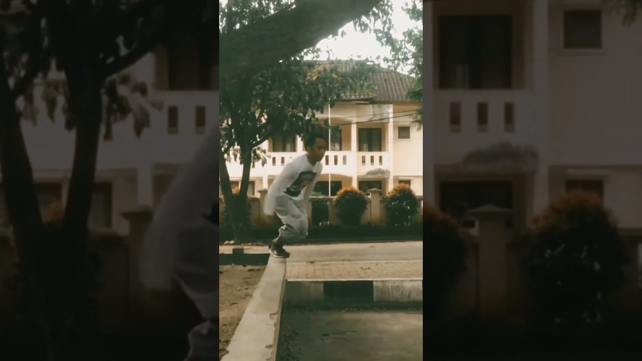 Under Bar - B.Kick - Diving || 