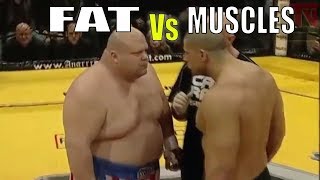 Fat vs muscles (fight) - Grasso contro muscoli (combattimento) MMA.