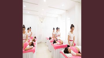 Entertaining Backdrops for Reclining Universes