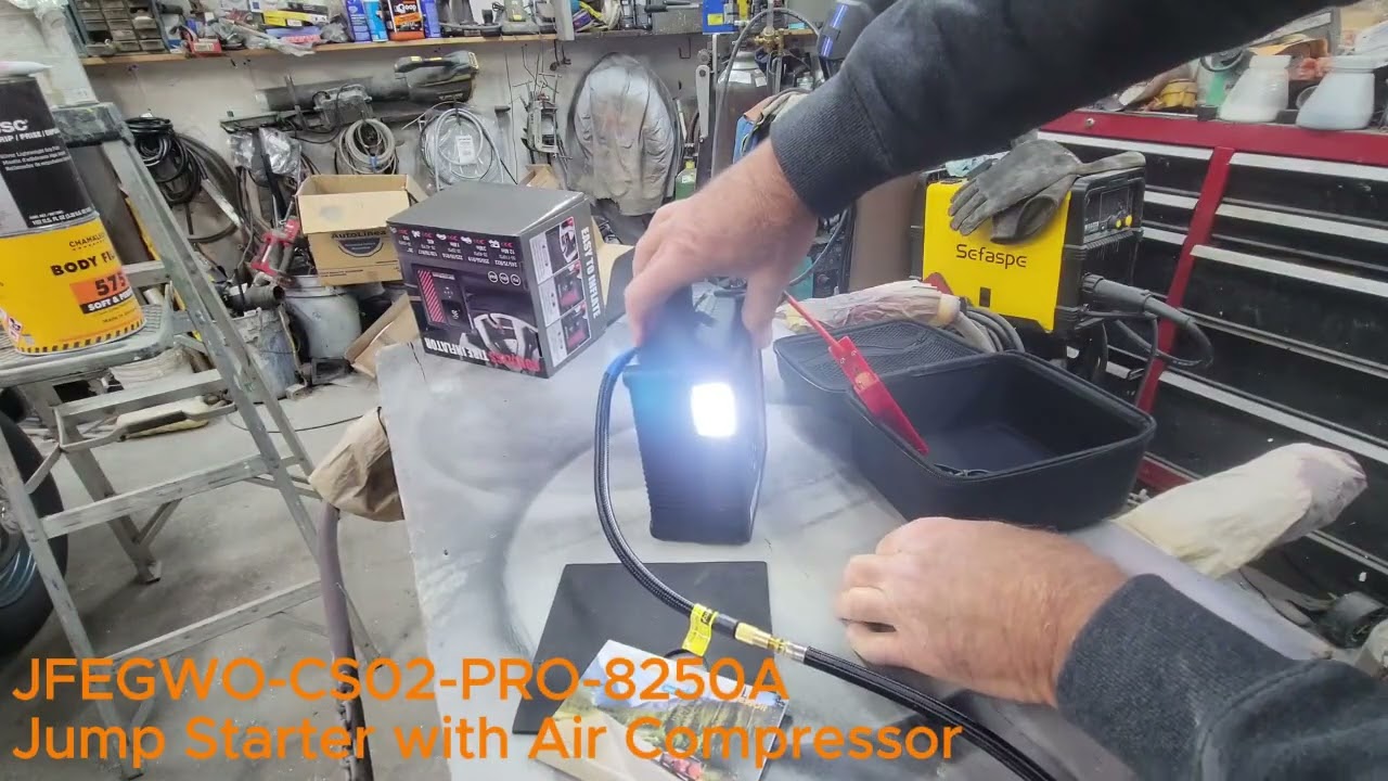 Ultimate Car Emergency Tool: CS02-PRO-8250A Jump Starter & Air Pump!