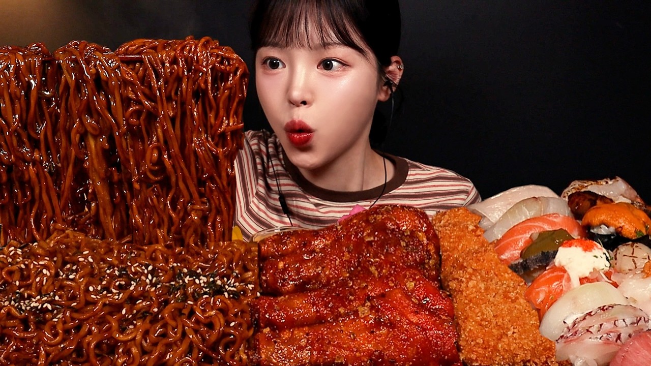 SUB)먹고싶은 거 다 먹는 돼지파티 3탄! 불닭게티에 치필링 고추화삭치킨 초밥까지 멕시카나 신메뉴 뿌시기 Buldak Jjapagetti & Chicken Mukbang Asmr