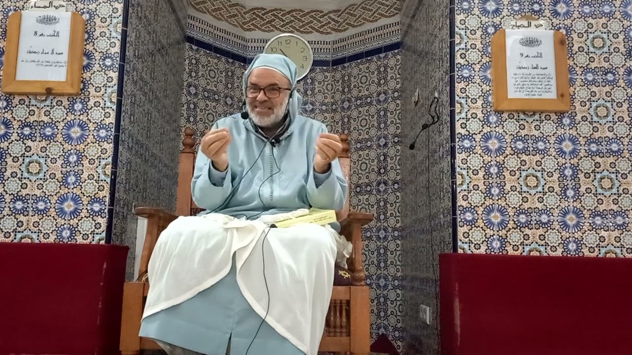 كيفة تكفين الميت ودفنه وفق المذهب المالكي من خلال (نظم ابن عاشر)