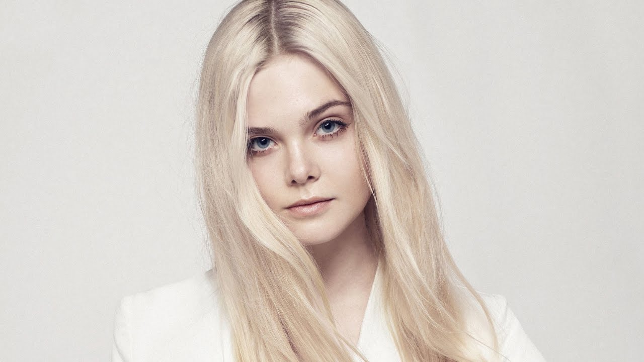 ELLE FANNING 🔥 Pantyhose, Stockings,Tights, Heels, Leotard, Lingerie, Bodysuit, Mini Skirt