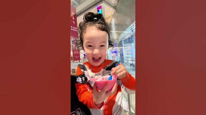 Coco went shopping with her dad and ate popping candy ice cream, it was really delicious!  #adorably