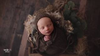 Newborn Photography Wrapping Tutotial - The "J Twist Wrap" - Three J's Photography
