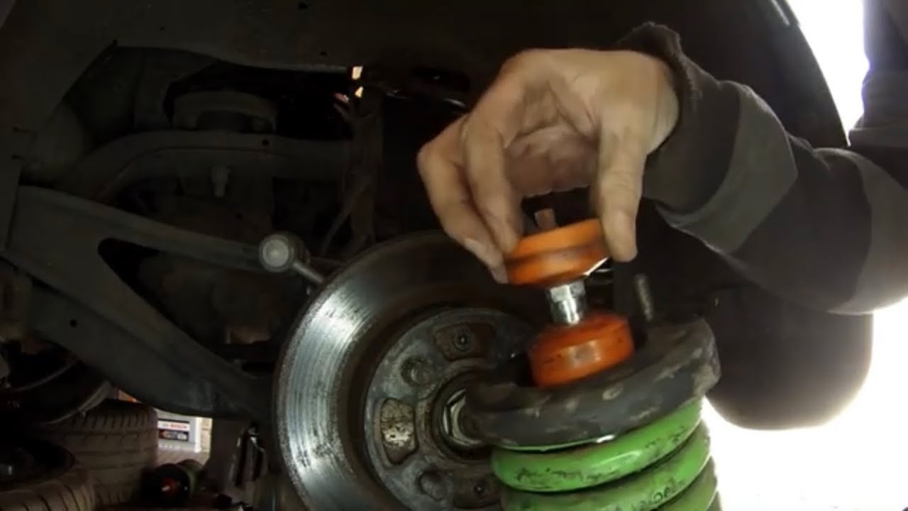 MG TF LE500 85th Rear Suspension Refresh Part 4 Shock Absorber Fitting